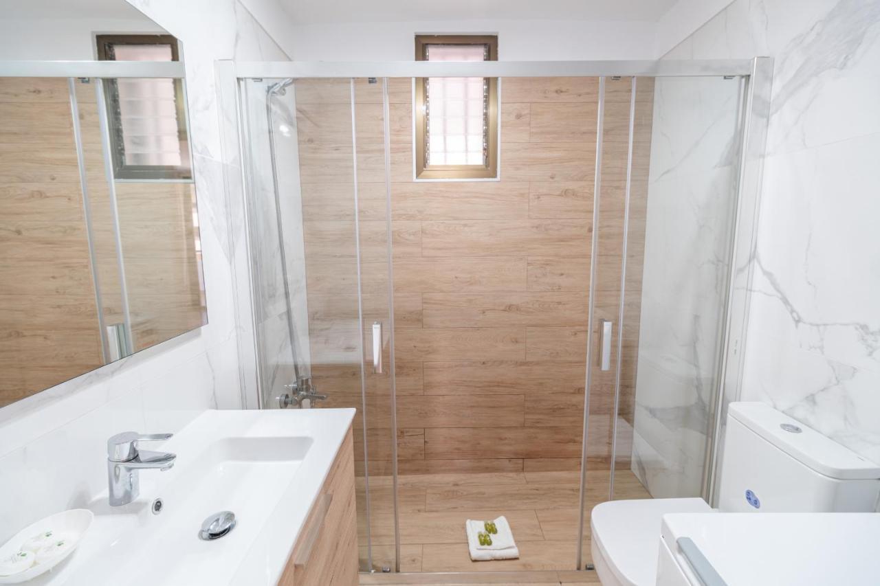 Summerland Apartment FREE WIFI Los Cristianos  Buitenkant foto